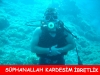 içkisi kumarı olmayan erkek / #895408