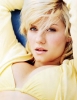 elisha cuthbert / #581636