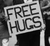 uludağ sözlük free hugs etkinliği