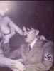 adolf hitler in kıyafetleri ile sevişmesi / #694704