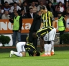 emre belözoğlu türk futbolunun şeref abidesidir / #596467