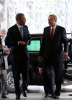 obama nın rte nin önünde ceketini iliklemesi / #893549