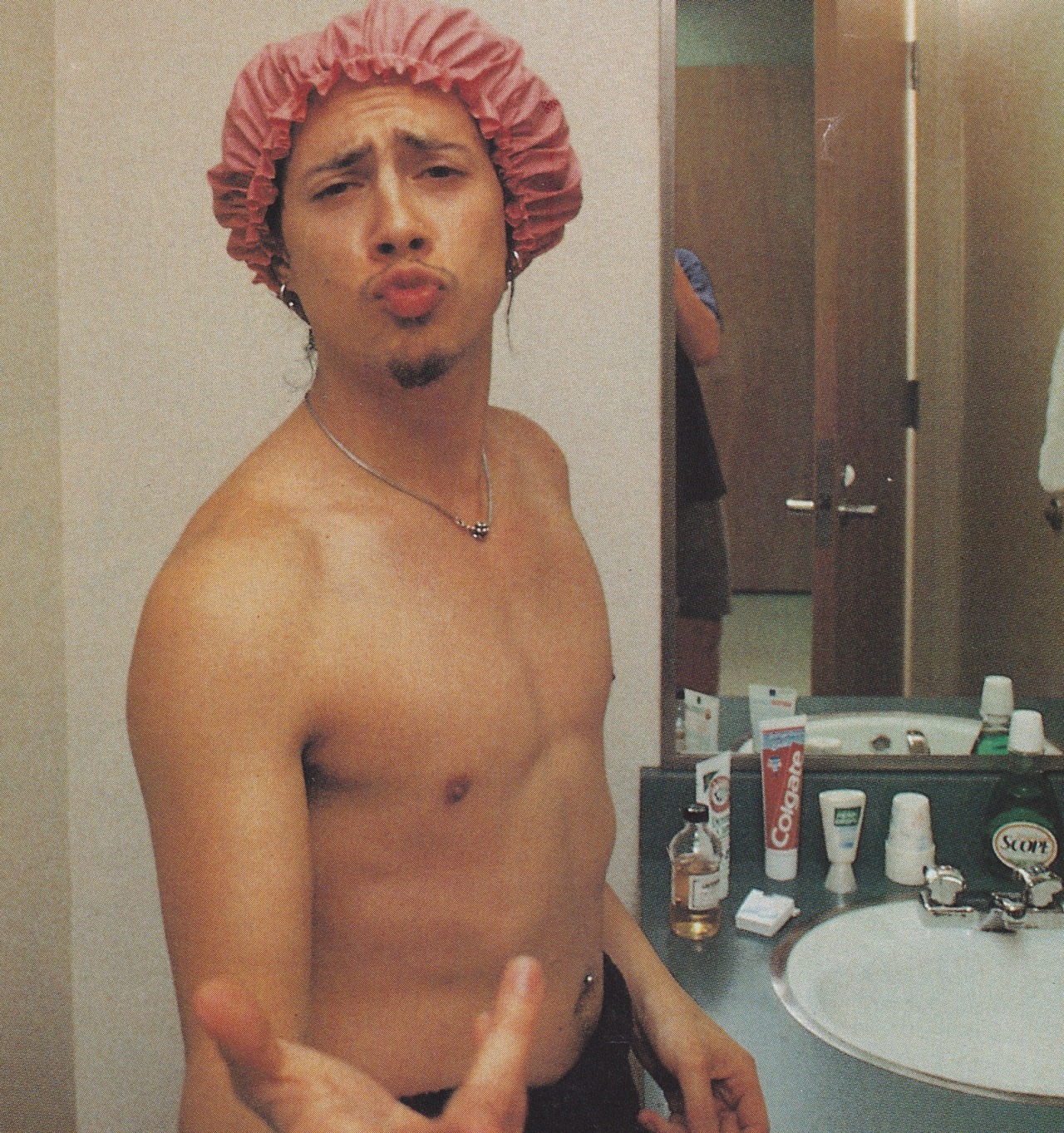 Kirk hammett shower pic